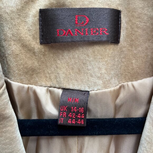 Vintage Danier Leather Blazer Camel Tan Suede Jacket - Picture 3 of 5